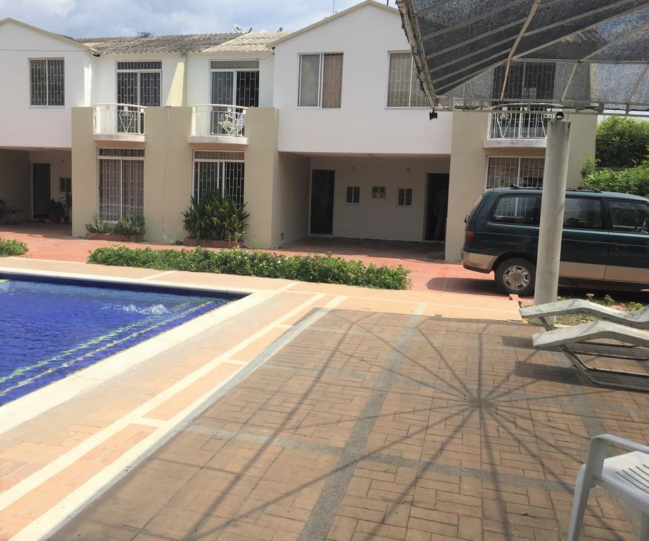 Conjunto Buganviles -